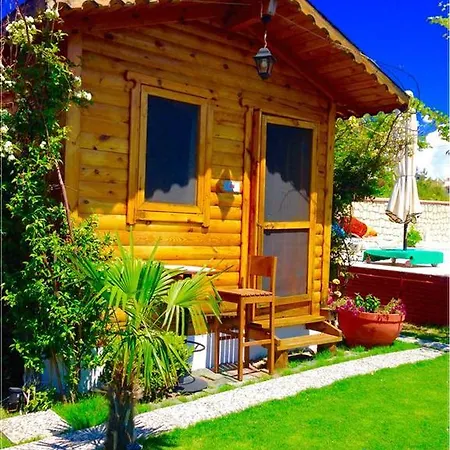 Konukevi Anemo Hotel *