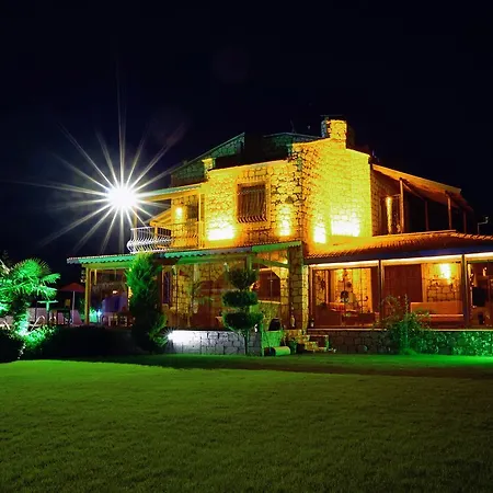 Anemo Hotel *