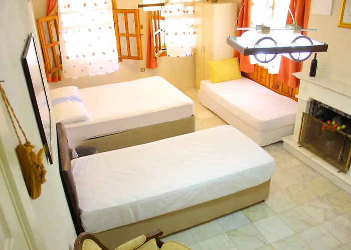 Anemo Hotel Кешме